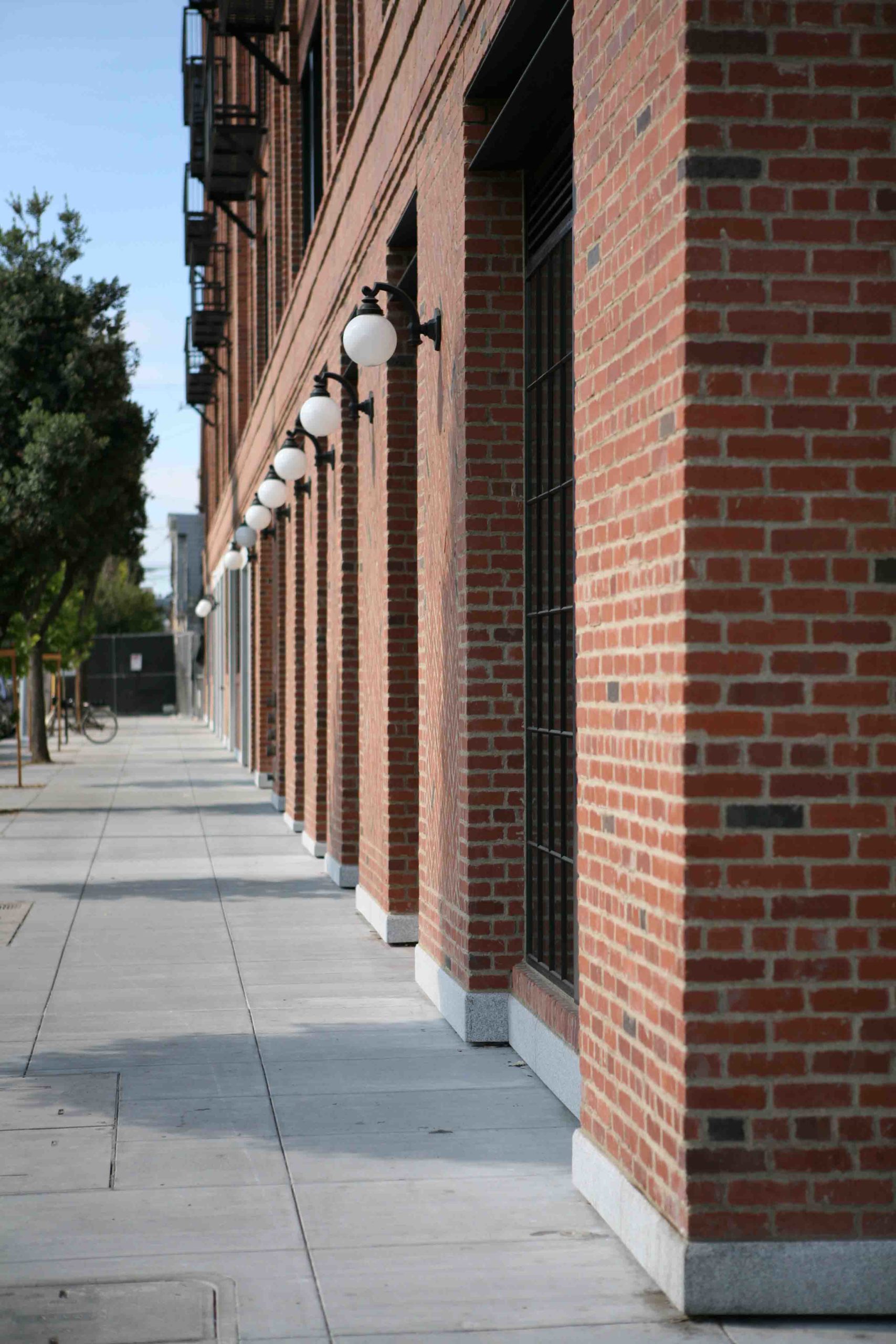Old Sacramento Blend Tumbled Railroad Blend Tumbled Smooth Herringbone Brick Design Brick Art San Francisco Bryant Street Face Brick